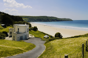 Weather data in real estate - Holiday home Seasonal property demand is influenced by weather